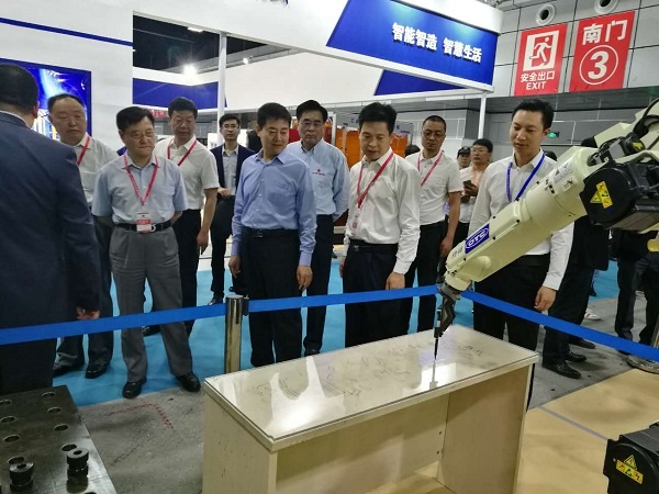 Ì«Ñô³Ç¹ÙÍø(Öйú)¼¯ÍÅÓÐÏÞ¹«Ë¾